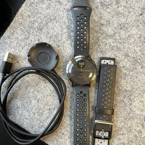 Withings Steel HR Sport- Hybrid Smartwatch 2 bands